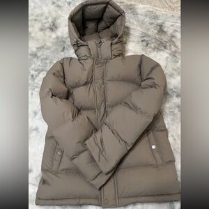 ARITZIA Wmns XS THE SUPER PUFF TNA Goose Down Puffer Jacket Hood Beige